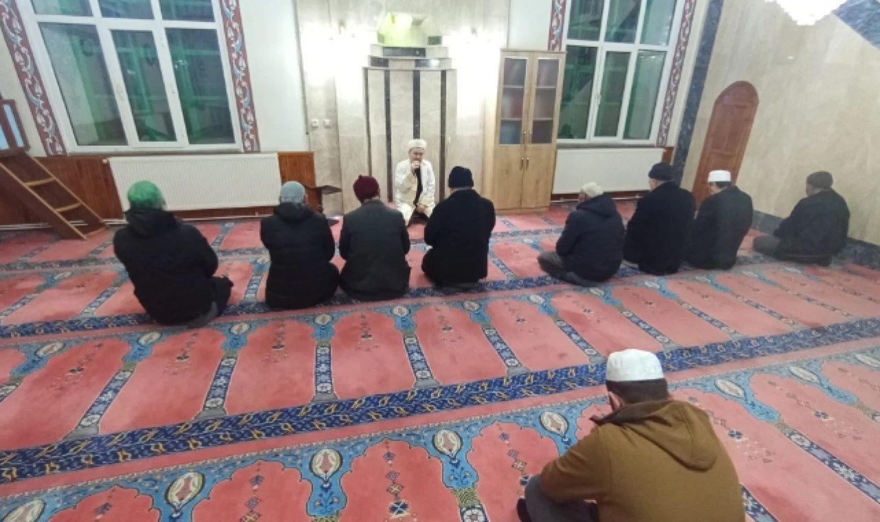 Suluova’da “Sabah Namazı Buluşması” Düzenlendi