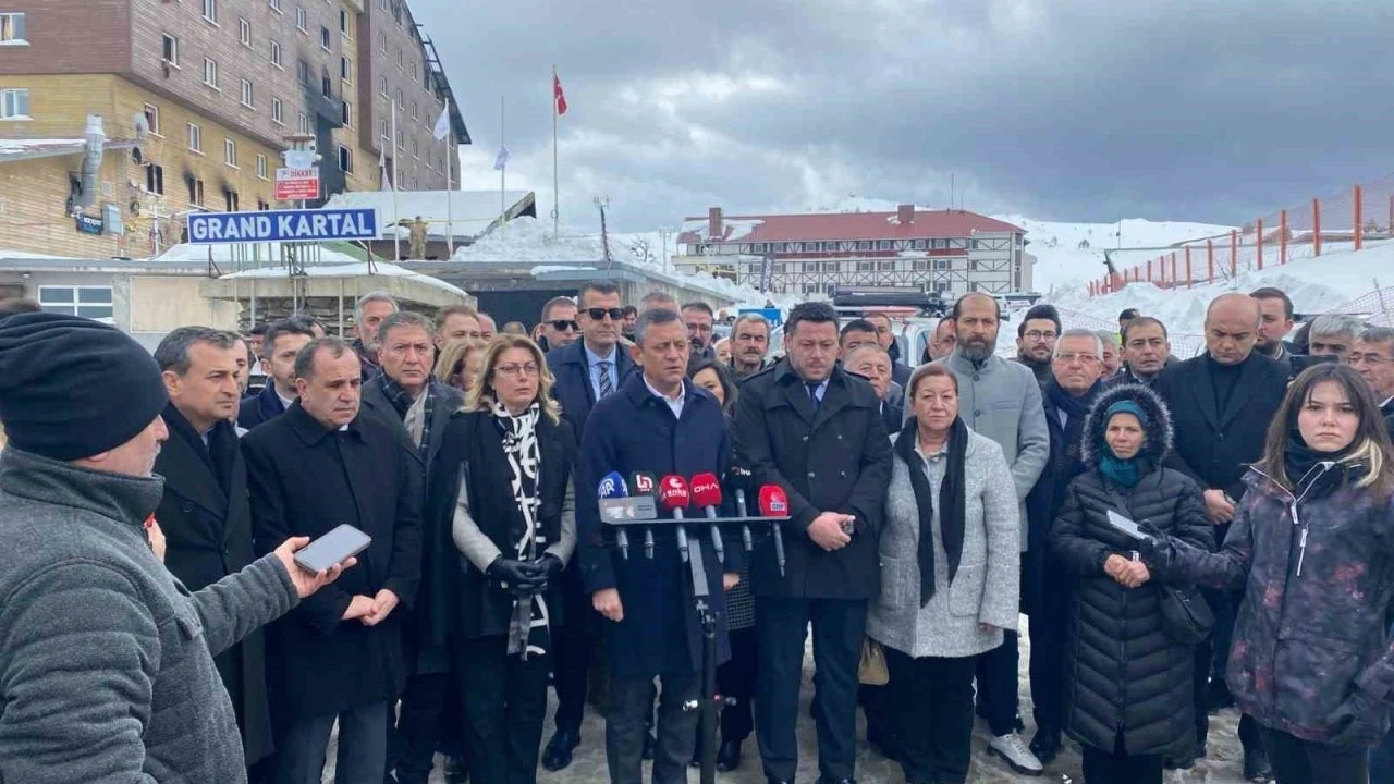 CHP Genel Başkanı Özel: "Hesap sormayanlardan hesap sormak zorundayız"