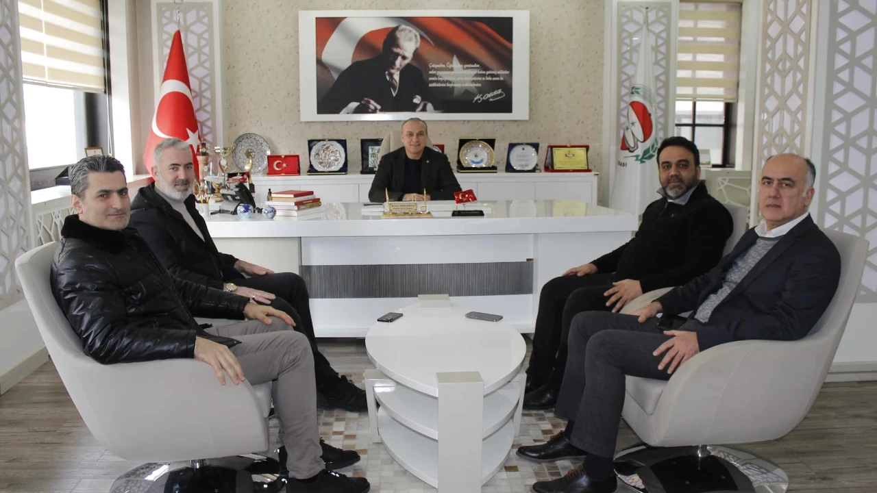 Pastel Eyo Sahiplerinden, Başkan Kırlangıç’a Ziyaret