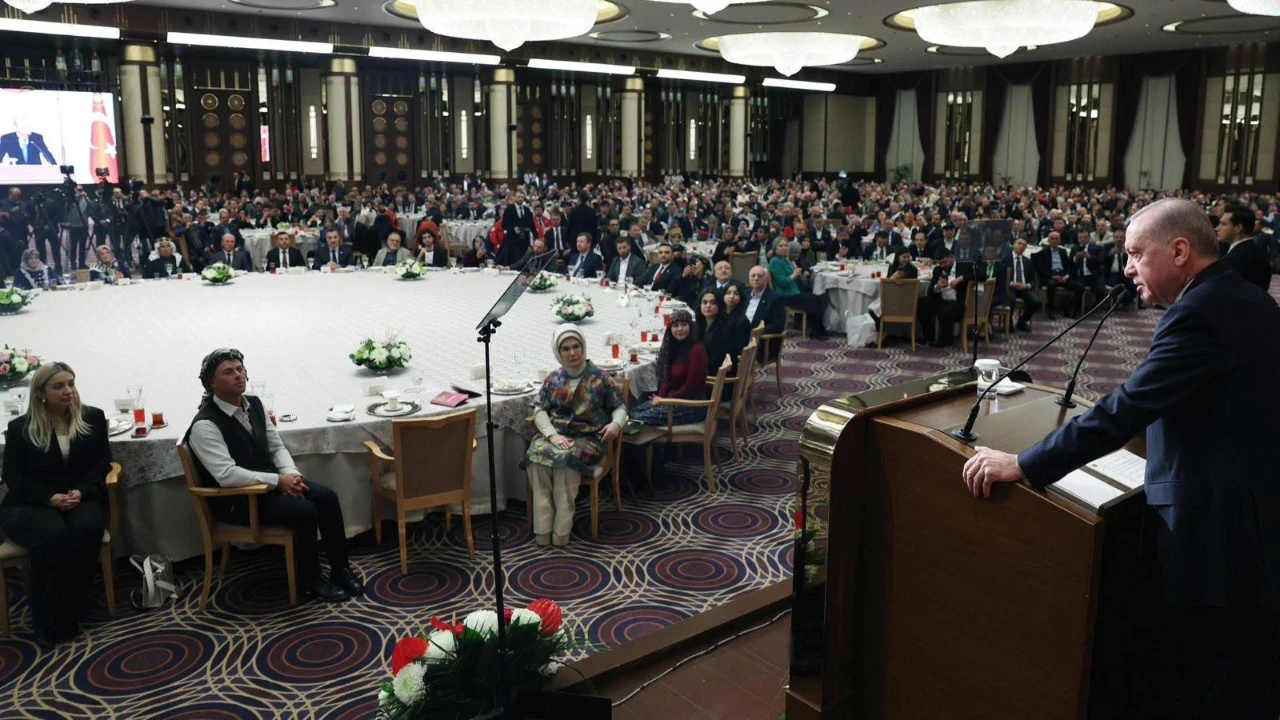 Özarslan Erdoğan'ın ev sahipliğindeki iftar programına katıldı
