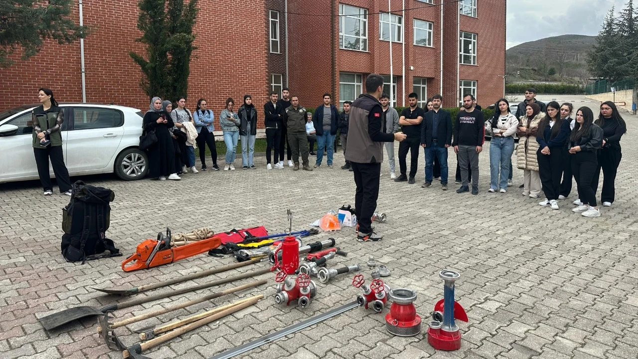 Almus’ta Orman Yangınlarına Karşı Bilinçlendirme Eğitimi