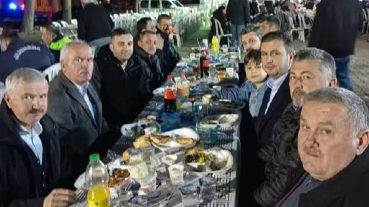 AK Parti'den Kaleköy'de İftar