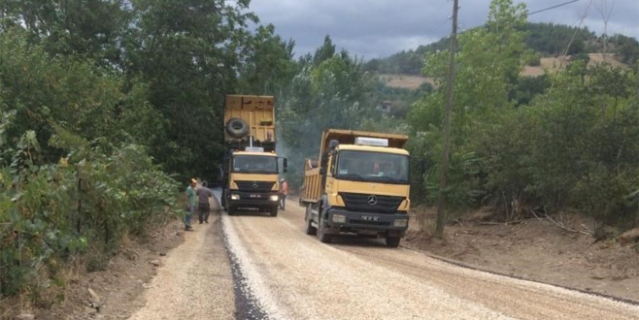 37 KM’LİK ASFALT ÇALIŞMALARINA BAŞLANILDI