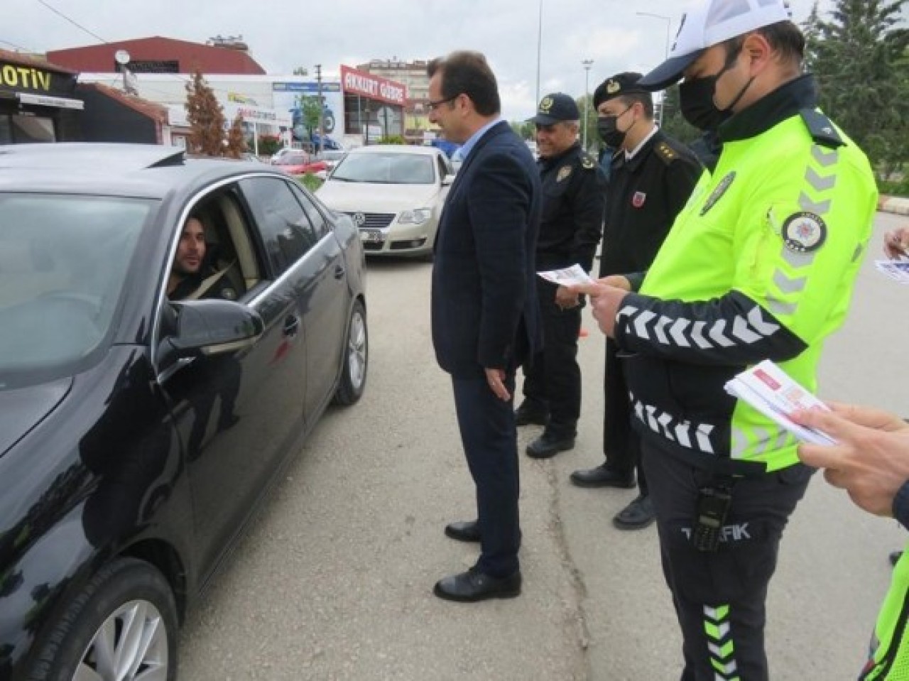 5 ADIMDA GÜVENLİ TRAFİK UYGULAMASI YAPILDI