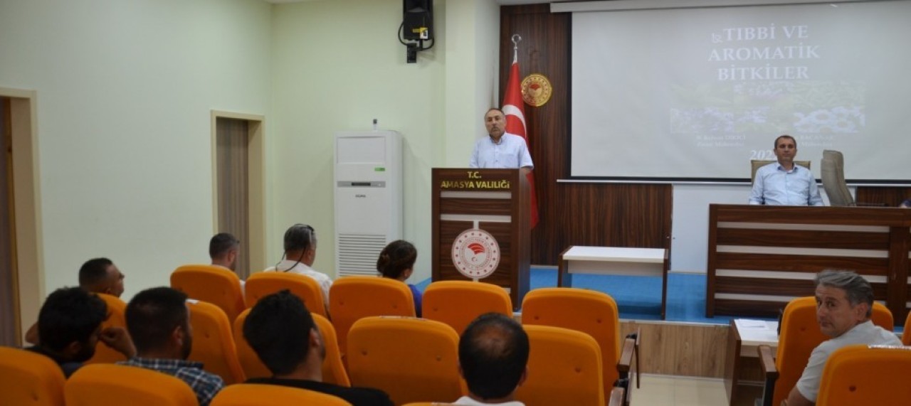 6 AYDA 308 KURSİYERE SERTİFİKA VERİLDİ