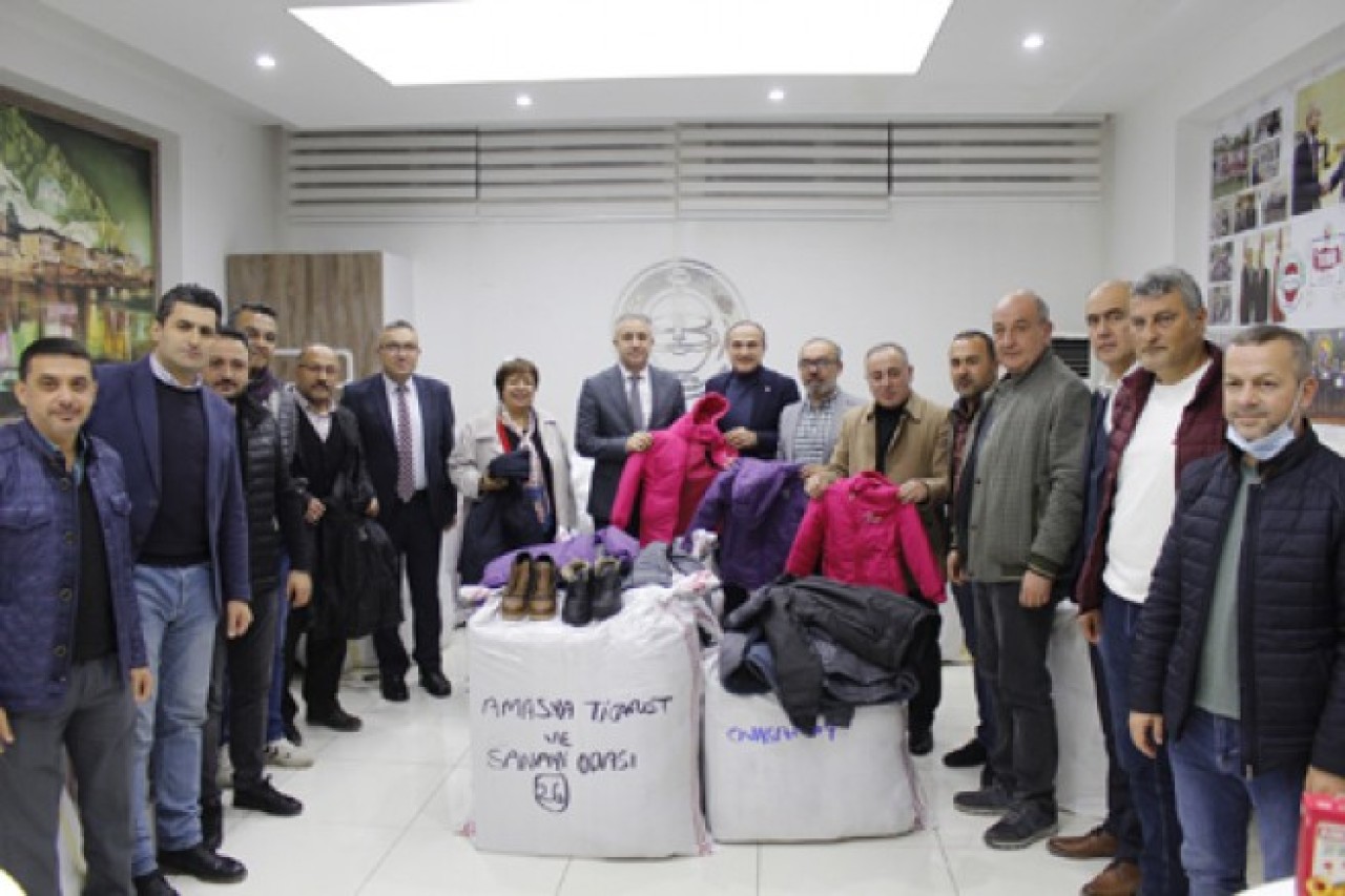 625 ÖĞRENCİYE YARDIM ELİ