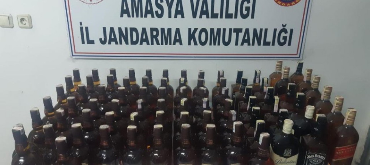 95 LİTRE KAÇAK İÇKİ YAKALANDI
