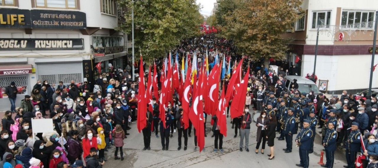 98. YILA COŞKULU KUTLAMA