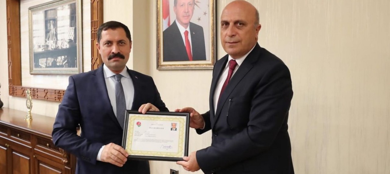ACAR, BAŞARI BELGESİ İLE ÖDÜLLENDİRİLDİ
