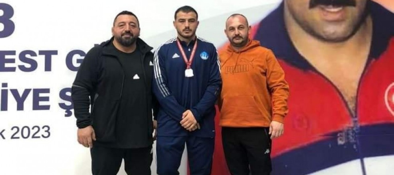 ADİL MISIRCI GÜMÜŞ’TE KALDI