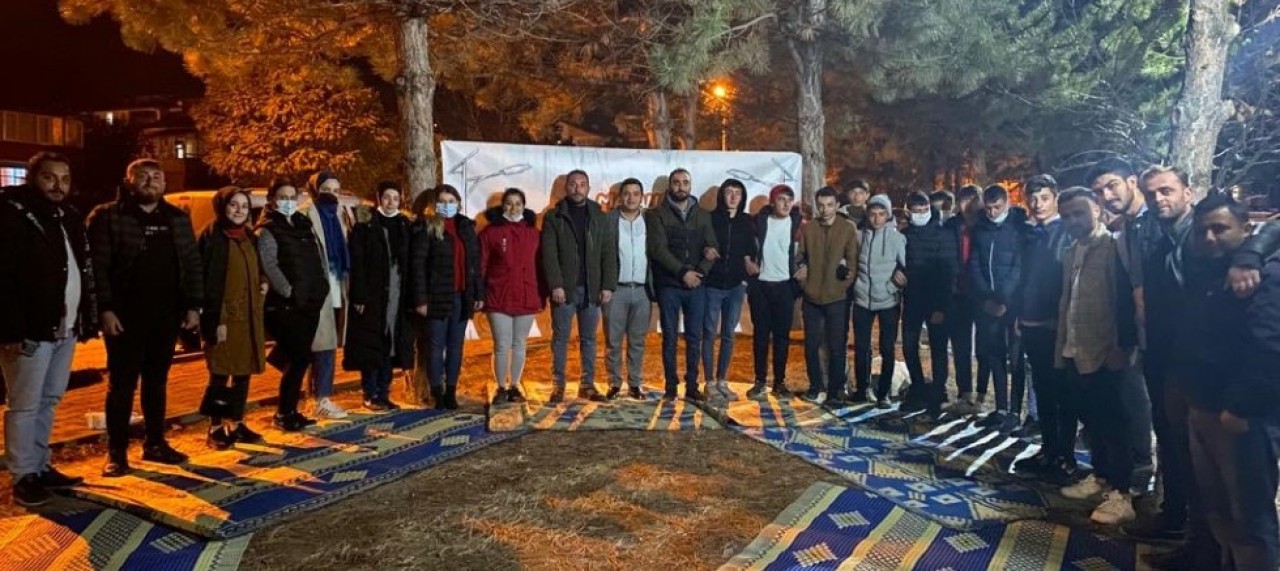 AK GENÇLİK MAHALLE BULUŞMALARINA DEVAM EDİYOR