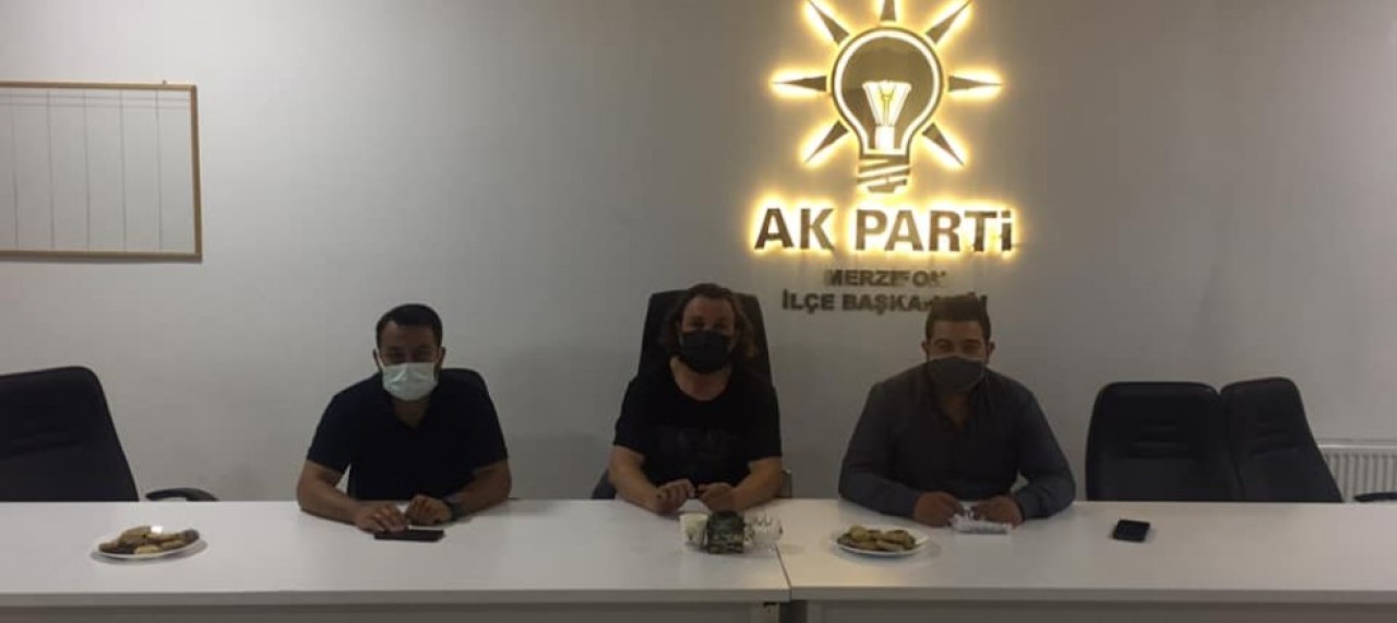 AK GENÇLİK TOPLANDI