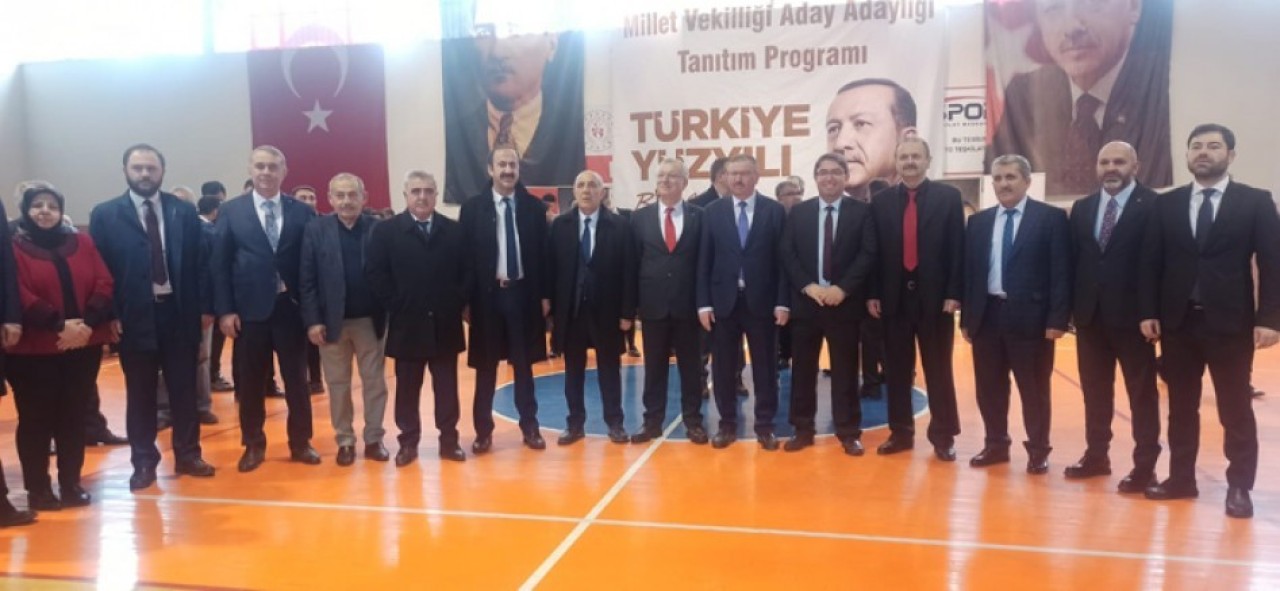 AK PARTİ ADAY ADAYLARINI TANITTI