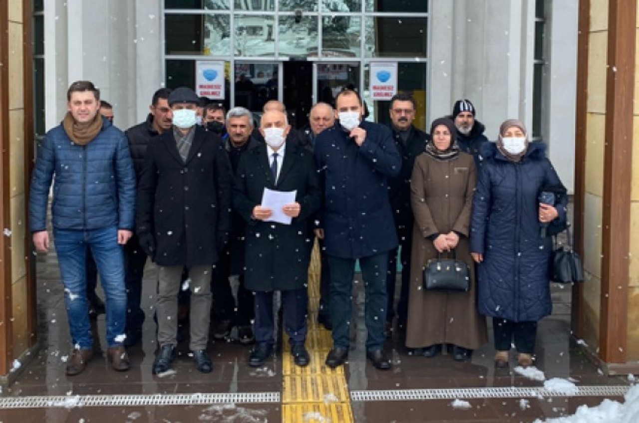 AK PARTİ’DEN 3 İSME SUÇ DUYURUSU
