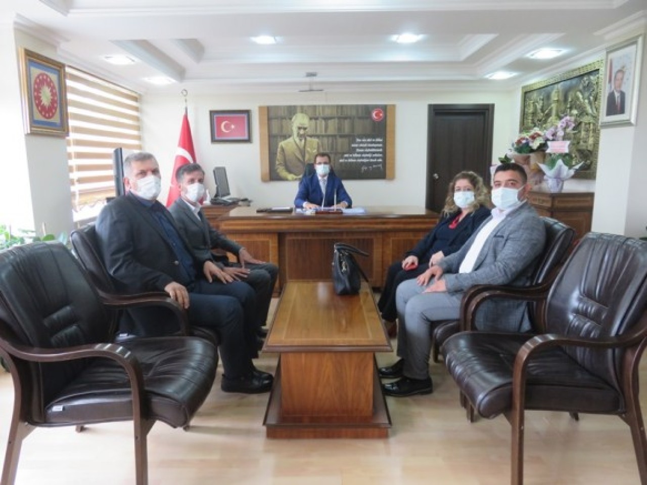 AK PARTİ HEYETİNDEN HAYIRLI OLSUN ZİYARETİ