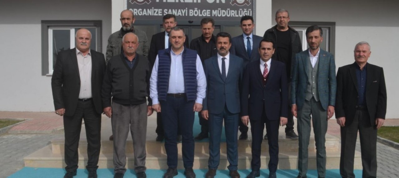 AK PARTİ HEYETİNDEN HAYIRLI OLSUN ZİYARETİ