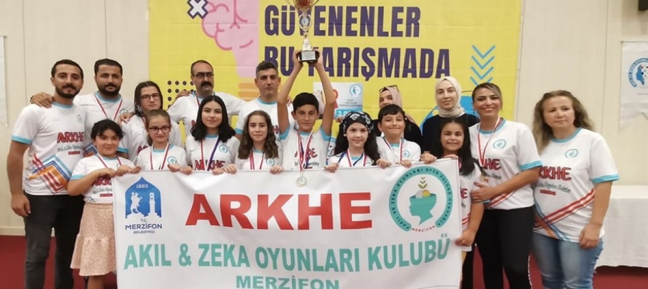 AKIL VE ZEKADA TÜRKİYE BİRİNCİSİYİZ