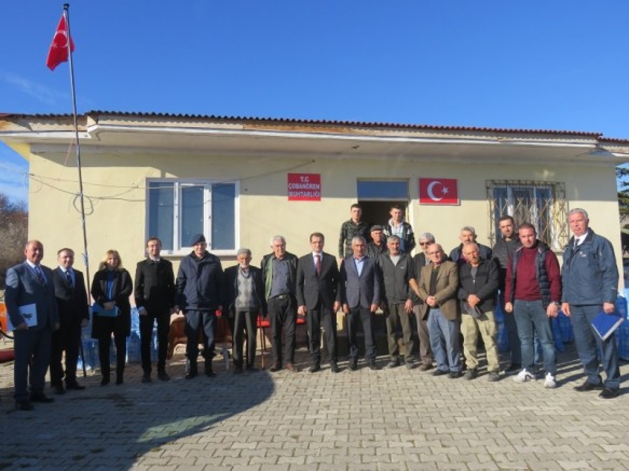 AKSUNGUR VE ÇOBANÖREN KÖYLERİNİ ZİYARET ETTİ