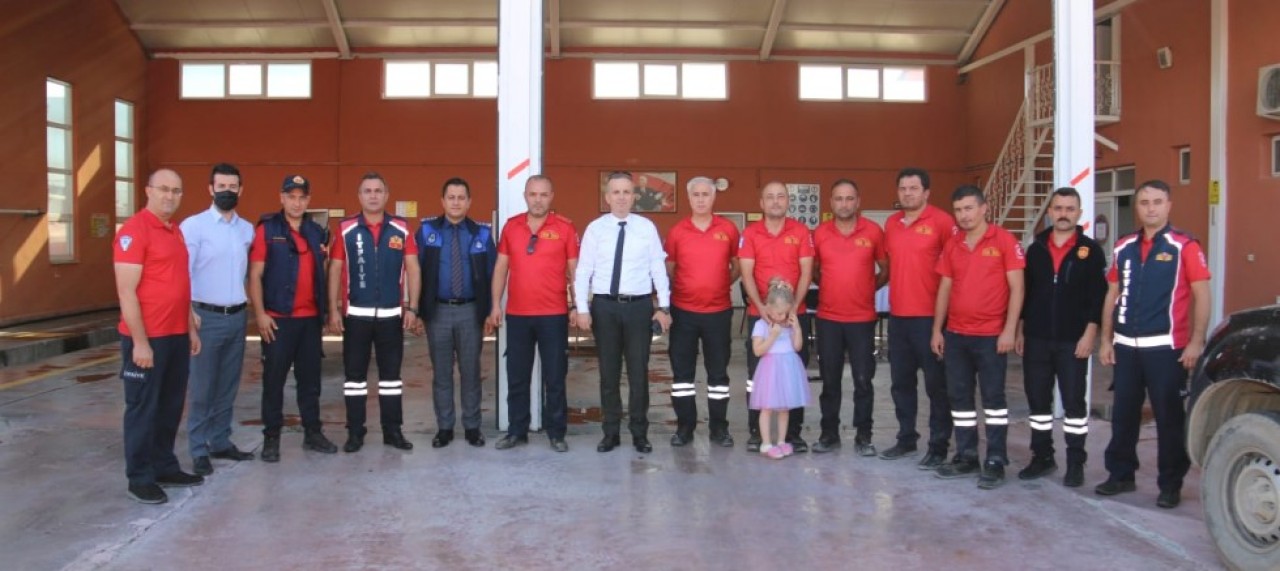 ‘ALKIŞLARLA KARŞILANDILAR’