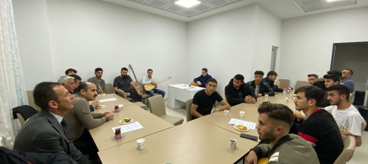 ALTINÖZ, KYK YURT MÜDÜRLÜĞÜNÜ ZİYARET ETTİ