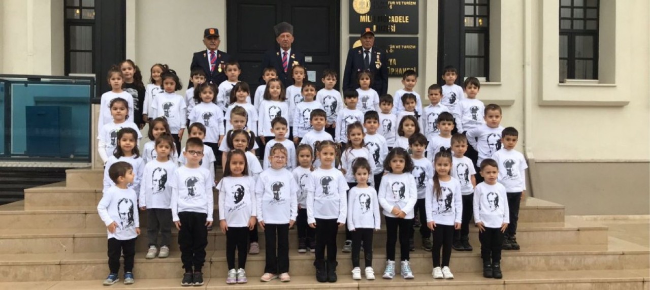 AMASYA'DA ANAOKULU ÖĞRENCİLERİ ATATÜRK'Ü KLİPLE ANDI