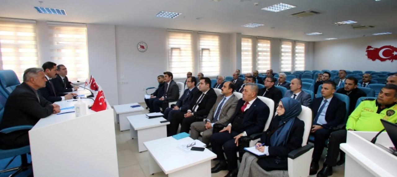 AMASYA'DA KIŞ MEVSİMİ TEDBİRLERİ DEĞERLENDİRİLDİ