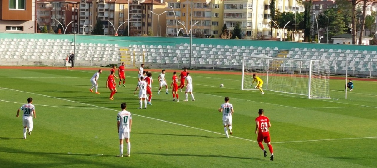 AMASYA FK BİR ATTI ÜÇ ALDI