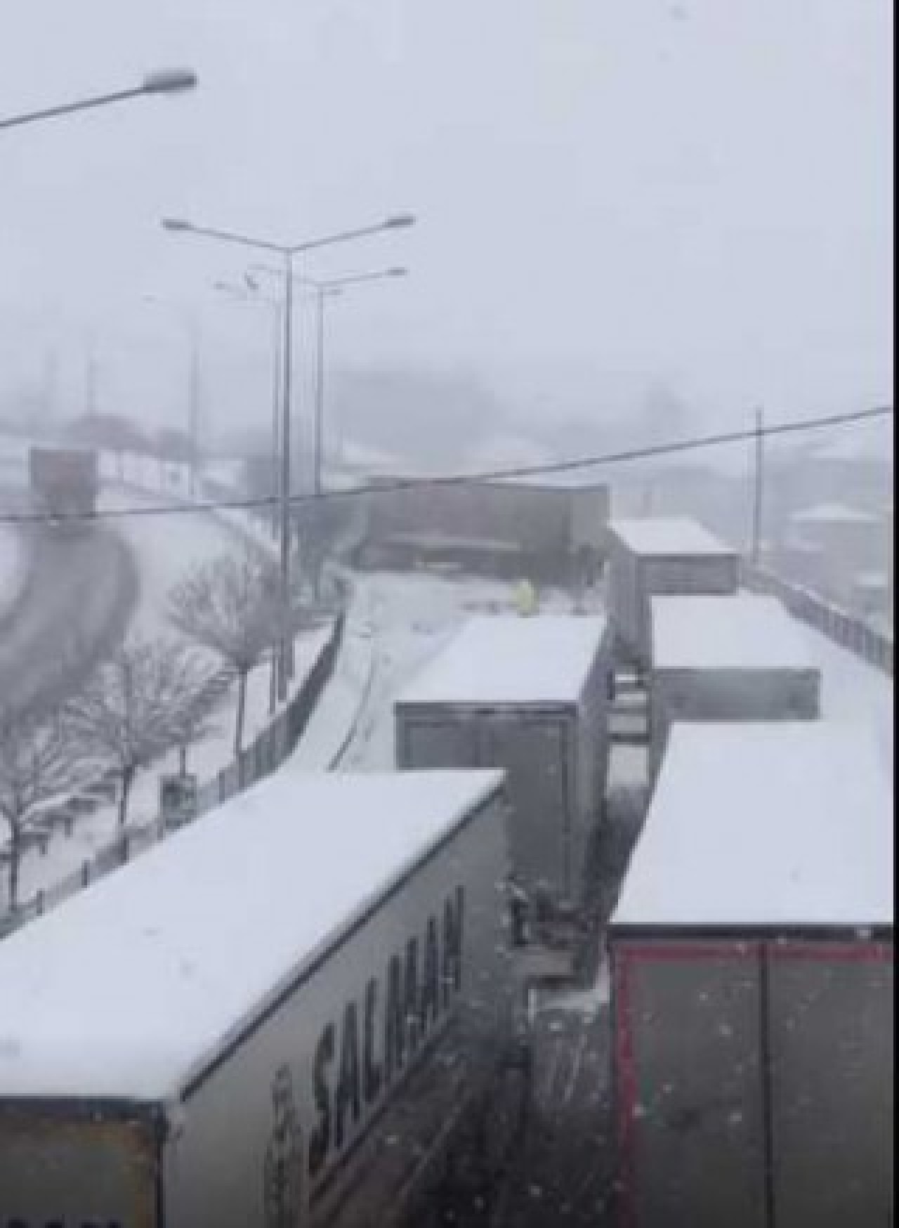 AMASYA KARAYOLU BİR SÜRE KAPANDI