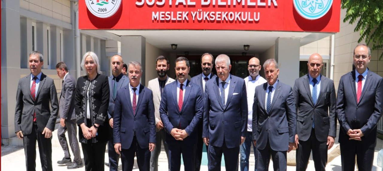 AMASYA ÜNİVERSİTESİ’NDE TÜRK MUTFAĞI TANITILDI