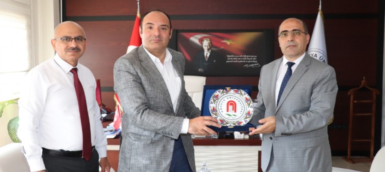 AMASYA ÜNİVERSİTESİ’NE VEDA ZİYARETİ GERÇEKLEŞTİRDİ