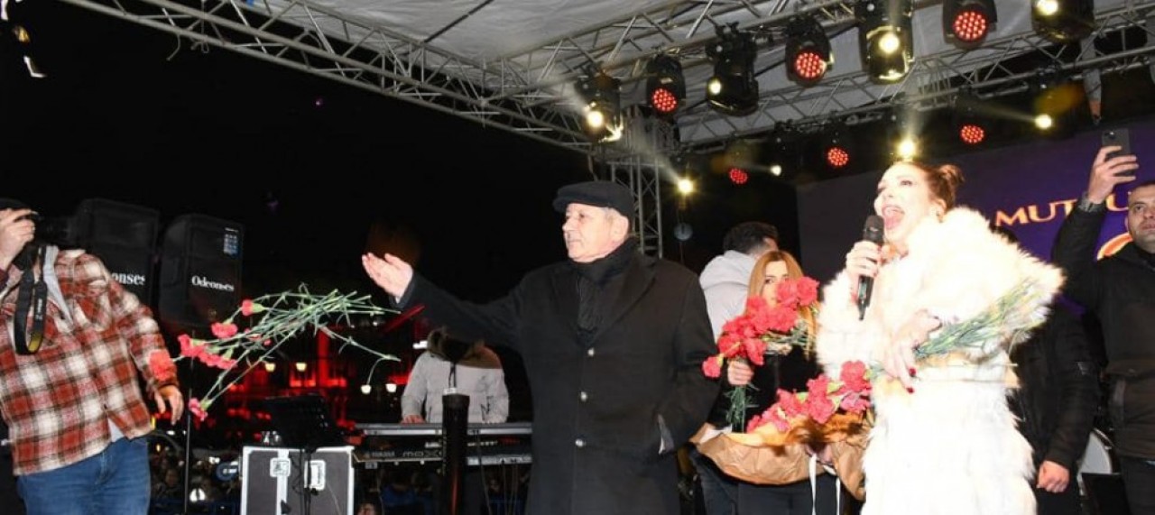 AMASYA YENİ YILA TUĞBA ÖZERK İLE MERHABA DEDİ