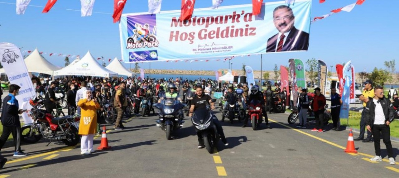 AMASYALI MOTOSİKLET TUTKUNLARI KARADENİZ BULUŞMASINA KATILDI