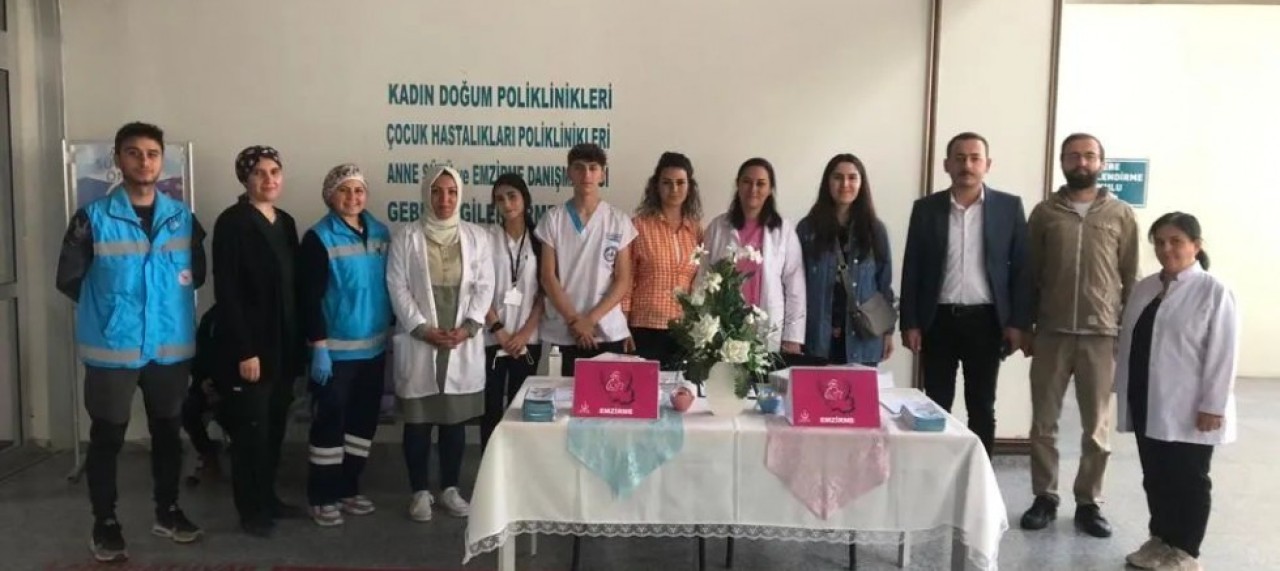 ANNE VE ANNE ADAYLARI BİLGİLENDİRİLİYOR