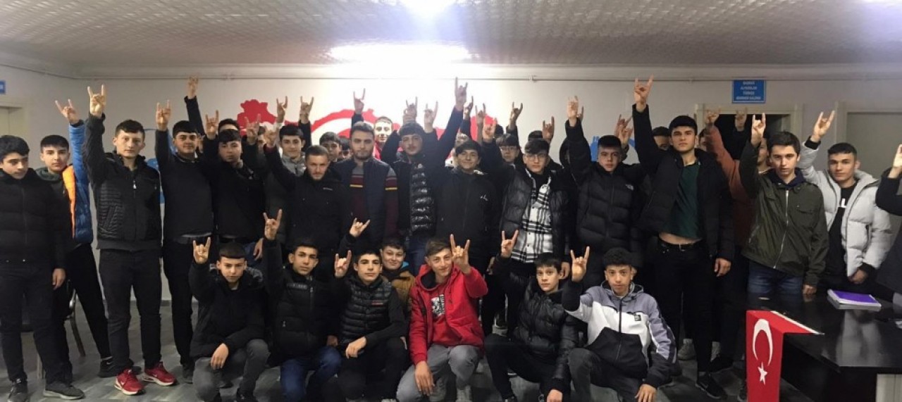 ATATÜRK’ÜN YAPTIĞI FEDAKARLIKLAR ANLATILDI