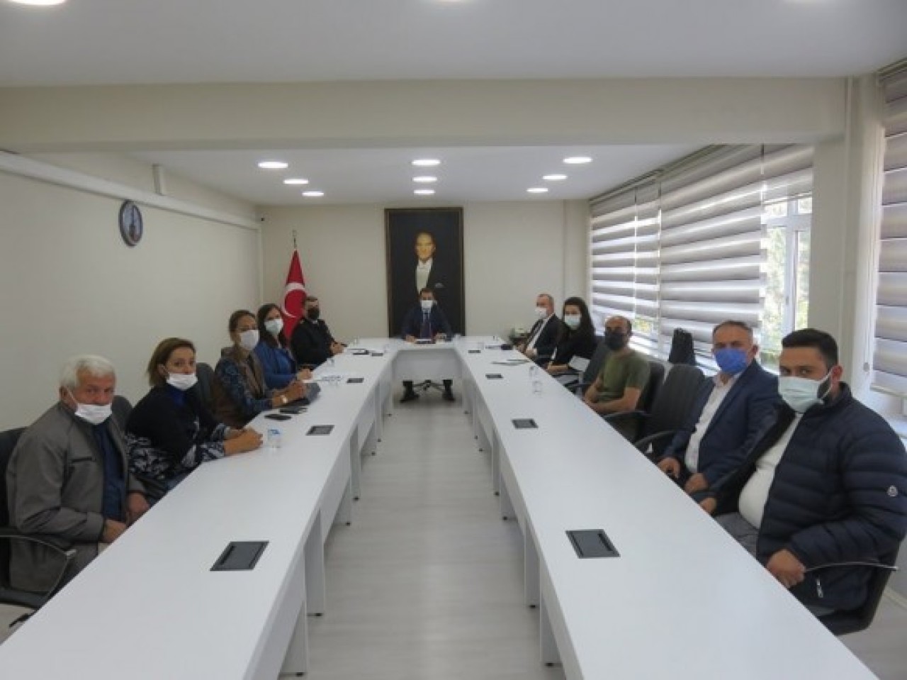 BAHÇELİEVLER MAHALLESİ GÜVENLİK TOPLANTISI YAPILDI