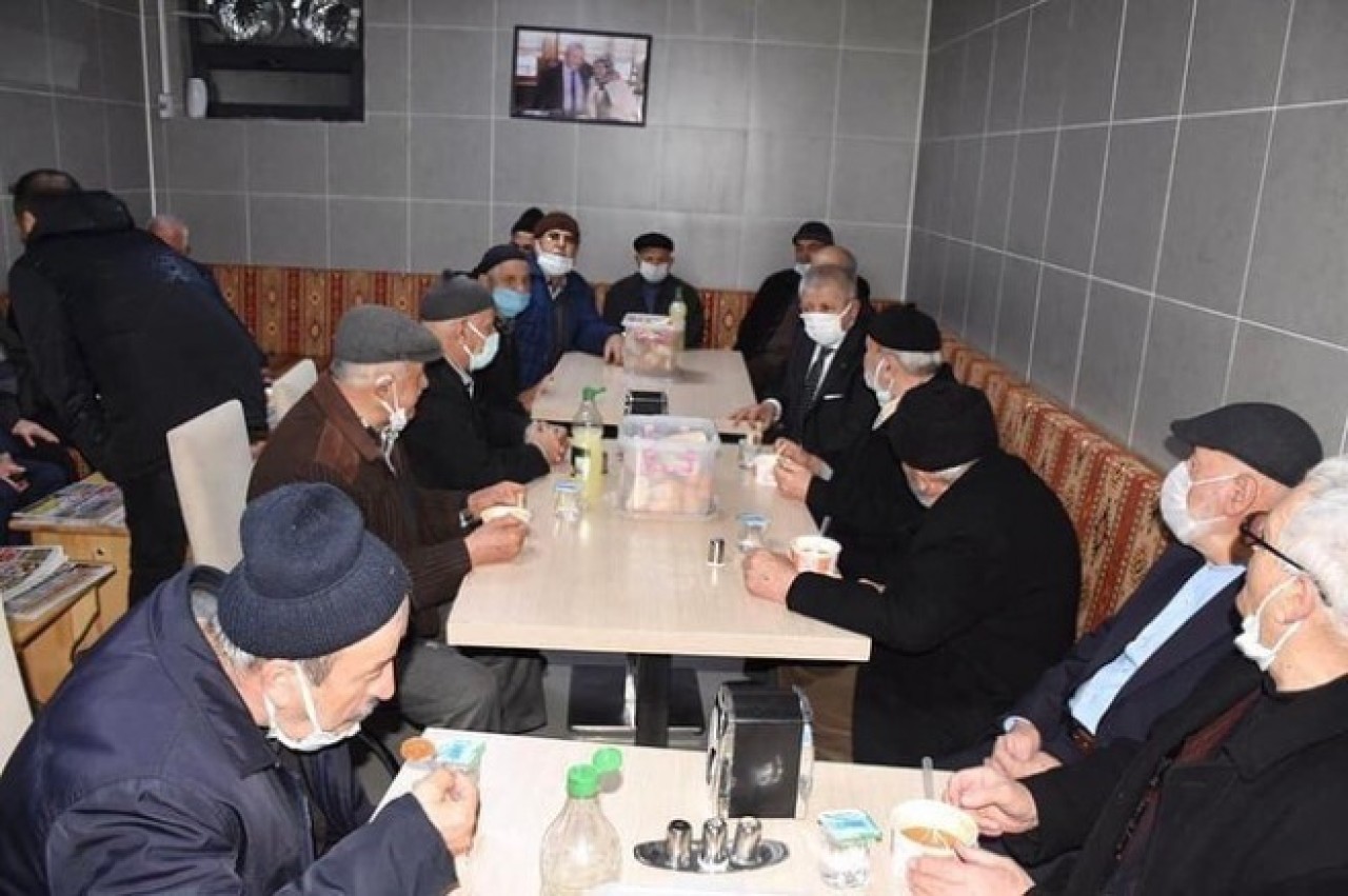 BAŞKAN SARI'DAN 'HİLAL ÇORBA İKRAM EVİNE' ZİYARET