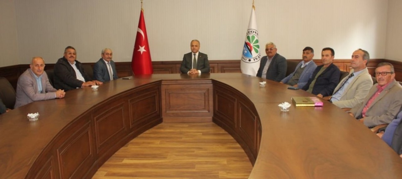 BAŞKAN ÜÇOK, “MUHTARLAR VE BELEDİYE BAŞKANLARI KADER BİRLİĞİNE SAHİPTİR”