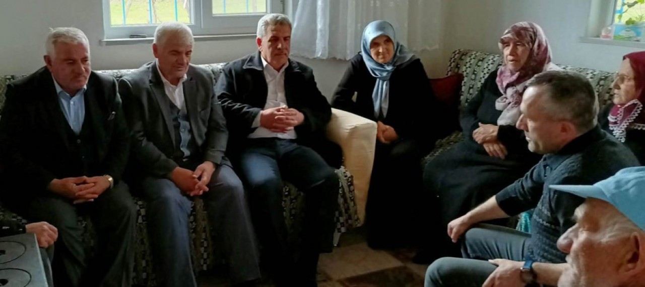 BAYRAKDAR'DAN DEPREMZEDE AİLELERE ZİYARET