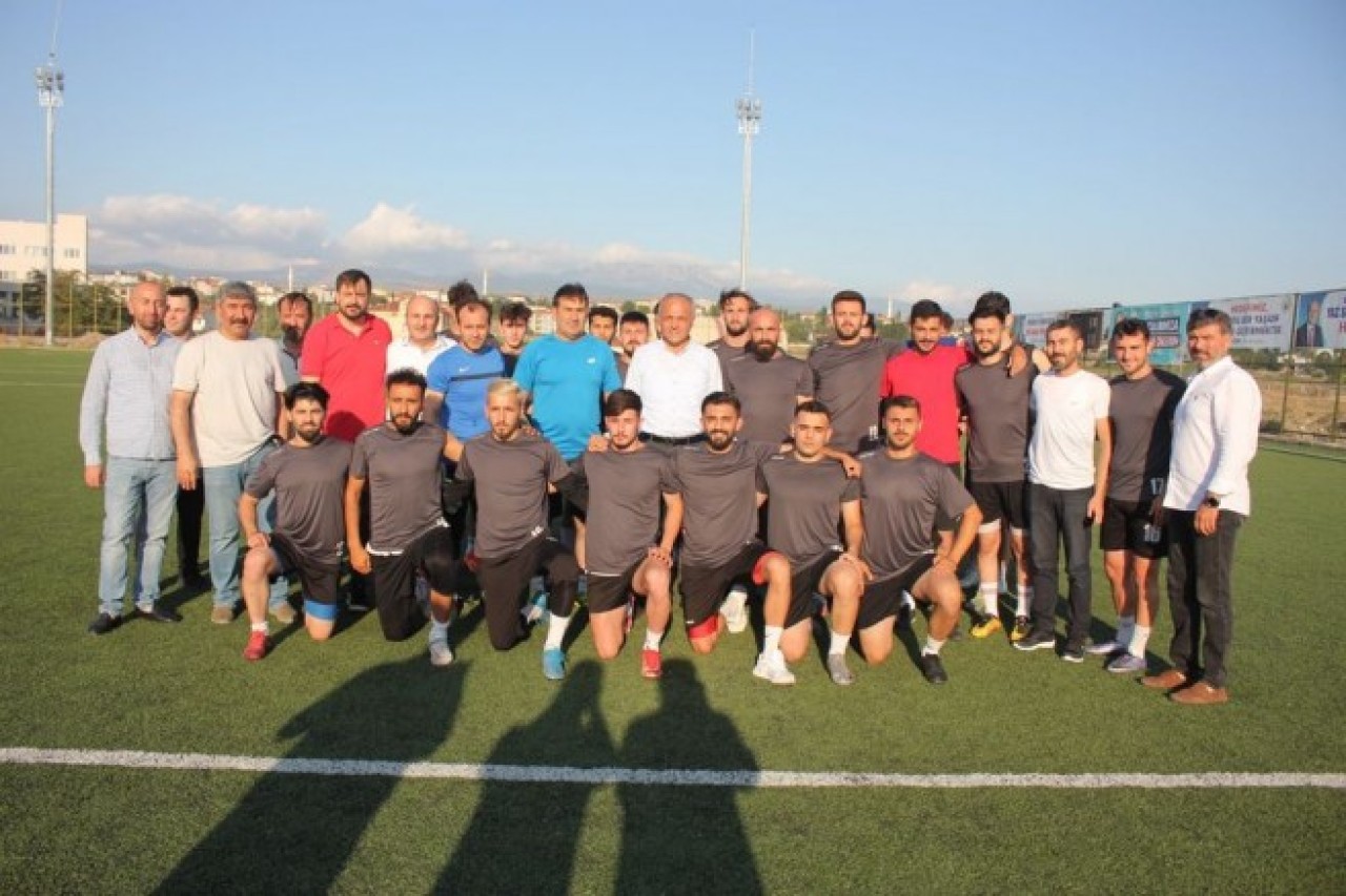 BELEDİYESPOR’DAN SEBATSPOR’A DESTEK