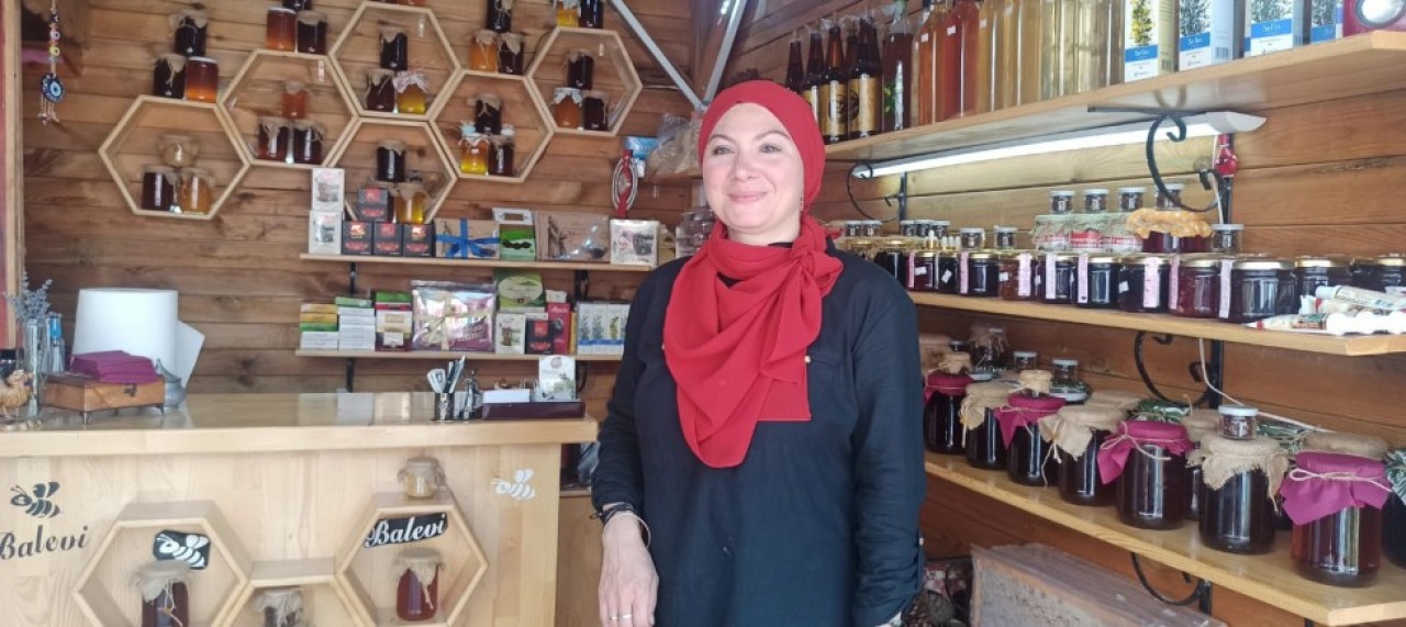 BİR KADIN GİRİŞİMCİYE DAHA EKMEK KAPISI AÇILDI