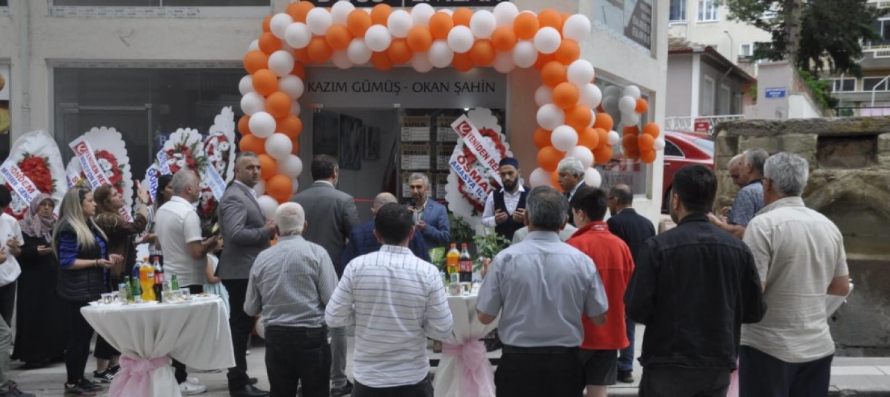 BOSS EMLAK HİZMETE GİRDİ