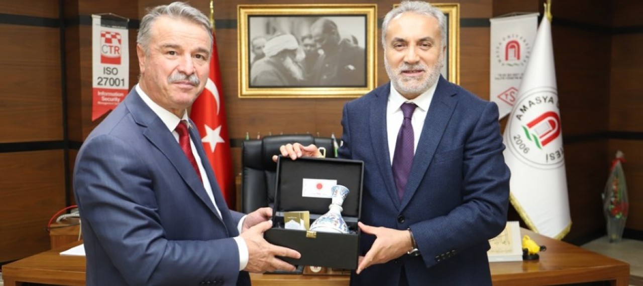BOZOK ÜNİVERSİTESİ REKTÖRÜ KARADAĞ’DAN REKTÖR ELMACI’YA ZİYARET