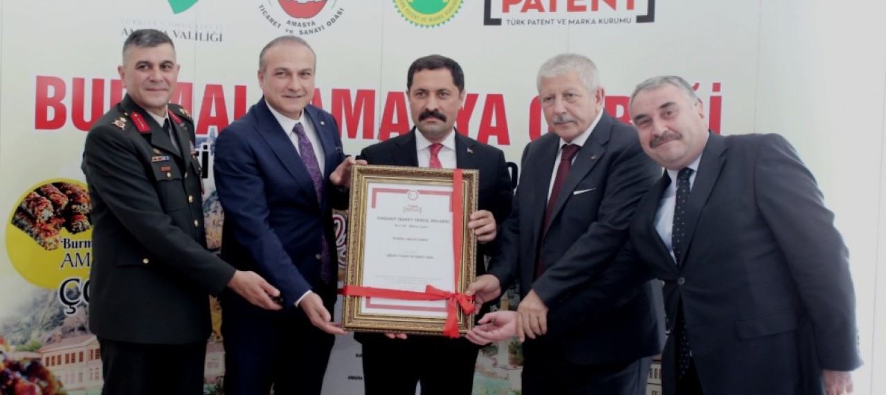 BURMALI AMASYA ÇÖREĞİ’NİN COĞRAFİ İŞARETİ TESCİL EDİLDİ