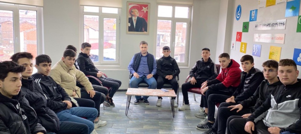 ‘BÜTÜN ÇALIŞMALARIMIZ TÜRK GENÇLİĞİ İÇİNDİR’