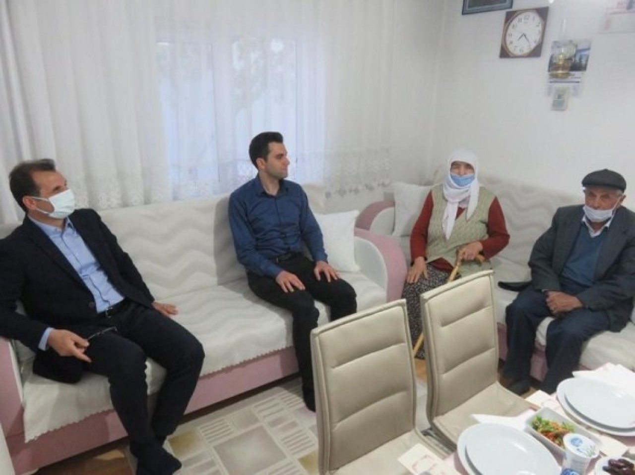 Cantekin Ailesinin İftar Konuğu Oldu