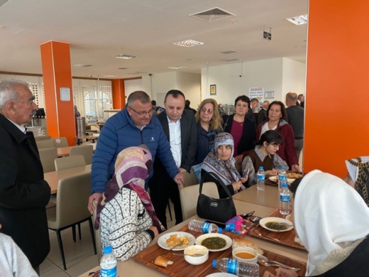 CHP’DEN DEPREMZEDELERE ZİYARET