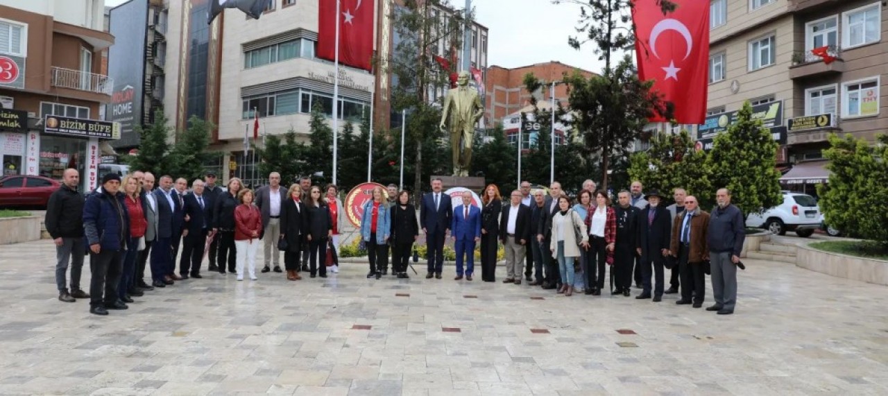 CHP VE ADD ANITA ÇELENK SUNDU
