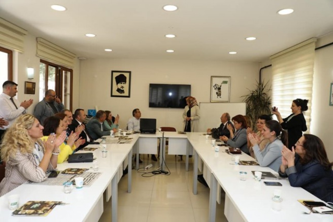 CHPLİ VEKİLLER AMESİA GIDA’YA HAYRAN KALDILAR