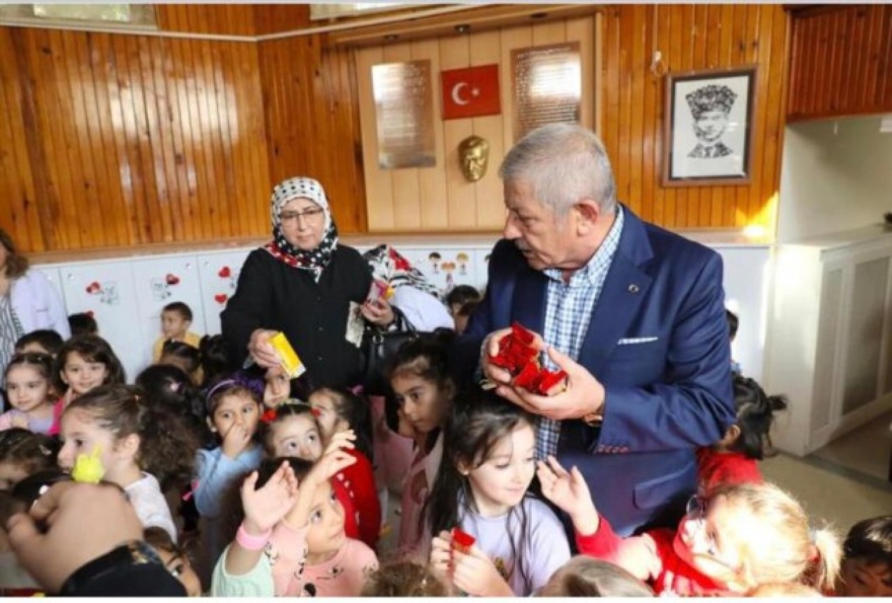 ‘ÇOCUKLARIMIZI SEVİYOR VE GELECEKTE İYİ BİREYLER OLMALARI İÇİN ÇALIŞIYORUZ’
