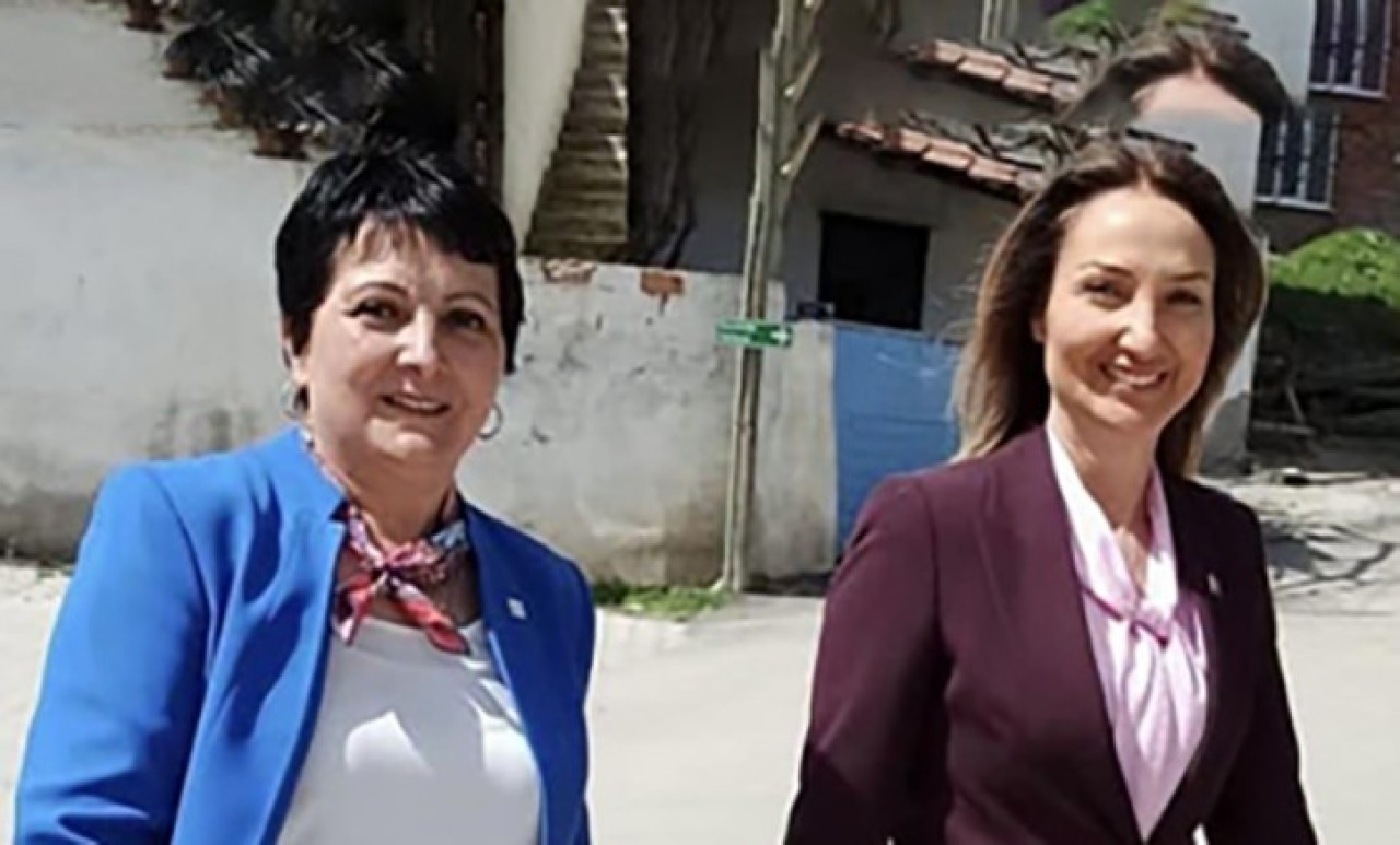 ÇOCUKLARIN ÜZERİNDEN ELİNİZİ ÇEKİN!